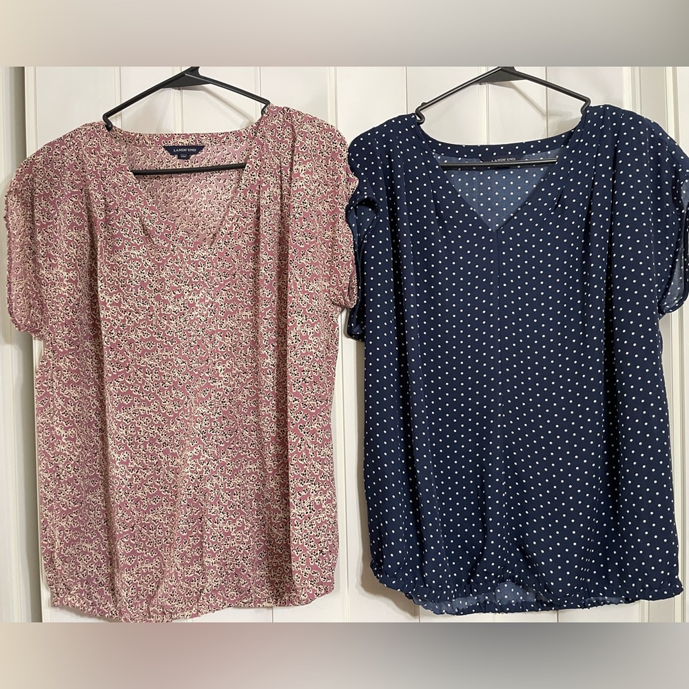 Floral, Polka Dot Tops. Lands End banded waist. Size 10 approximate sz medium.